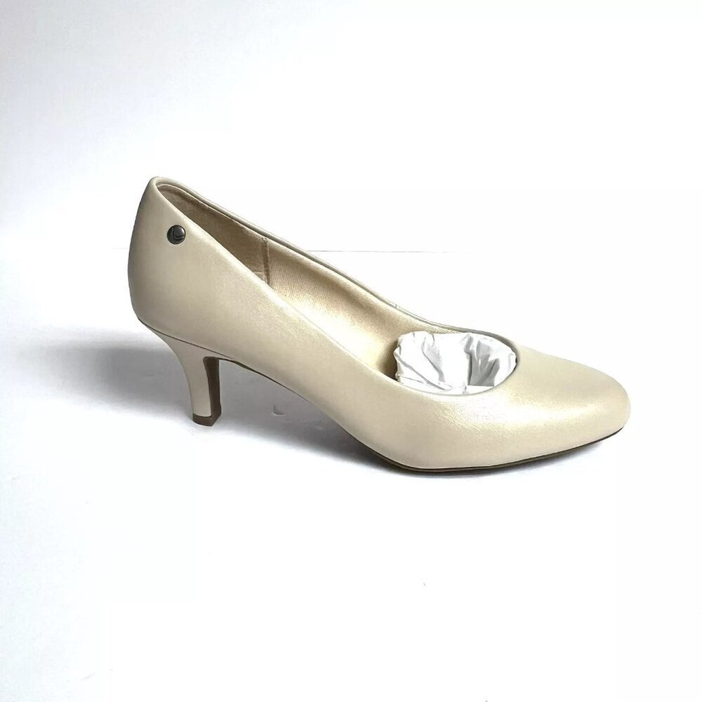 Life Stride Women’s Parigi Beige High Heel Pumps Size 9.5M